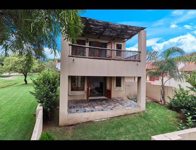 2 BEDROOM TOWNHOUSE FOR SALE IN RUIMSIG